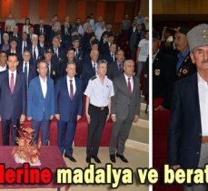 Kıbrıs gazilerine madalya ve beratları verildi