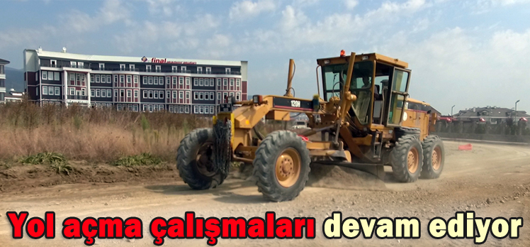 Yol açma çalışmaları devam ediyor